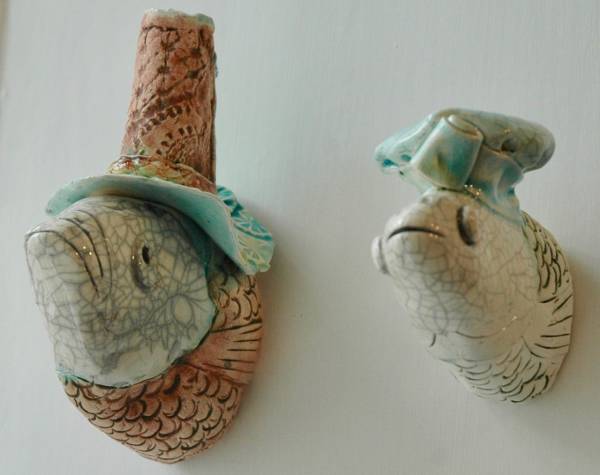 - a Ceramic by Fiona Bates, measuring 14 x 10 cm (H x W) £46